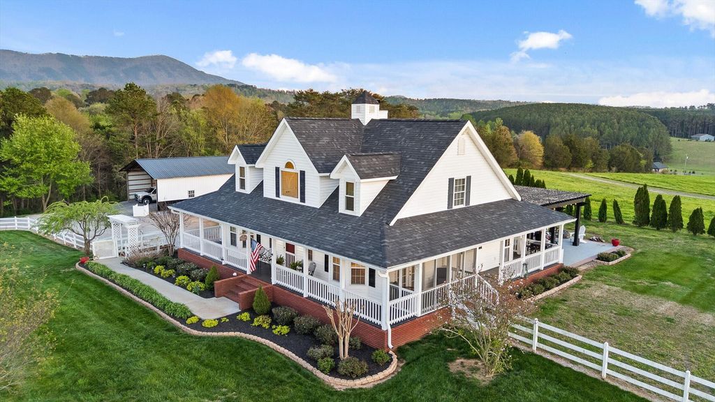 153 Bishop Lane, Benton, TN 37307