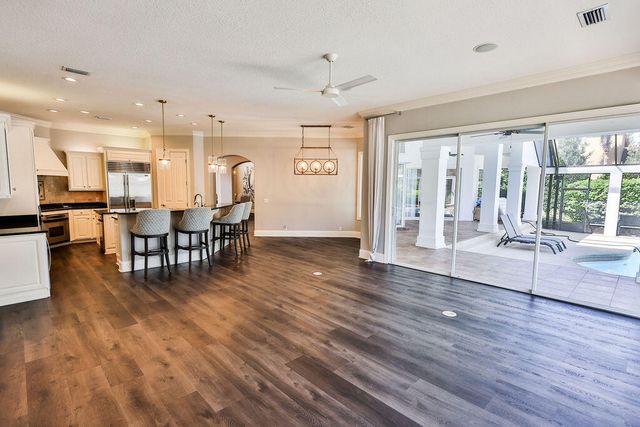 6293 Augusta Cove, Destin, FL 32541