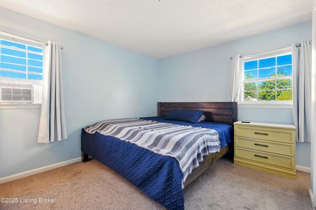 9209 Foxtail Ct, Crestwood, KY 40014