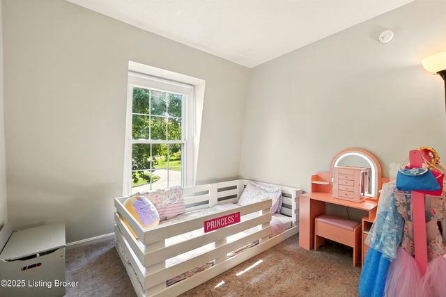 9209 Foxtail Ct, Crestwood, KY 40014