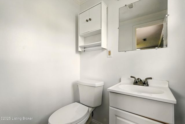 9209 Foxtail Ct, Crestwood, KY 40014