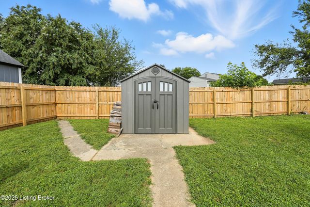 9209 Foxtail Ct, Crestwood, KY 40014