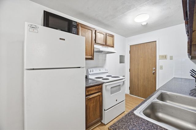 420 Woodward Road 5, North Providence, RI 02904