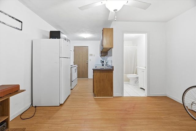 420 Woodward Road 5, North Providence, RI 02904