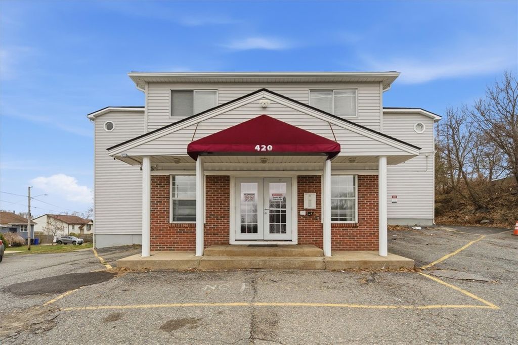 420 Woodward Road 5, North Providence, RI 02904