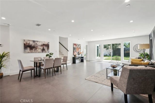 17406 Valerio Street, Lake Balboa, CA 91406