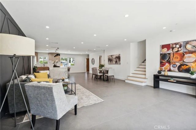 17406 Valerio Street, Lake Balboa, CA 91406