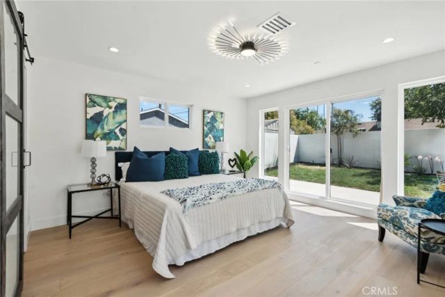 17406 Valerio Street, Lake Balboa, CA 91406