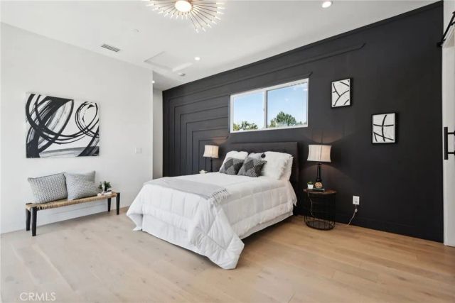 17406 Valerio Street, Lake Balboa, CA 91406