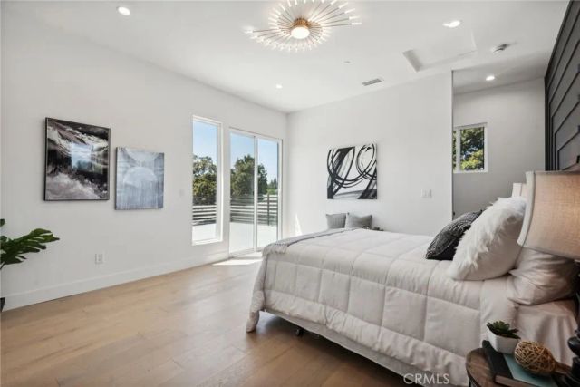 17406 Valerio Street, Lake Balboa, CA 91406