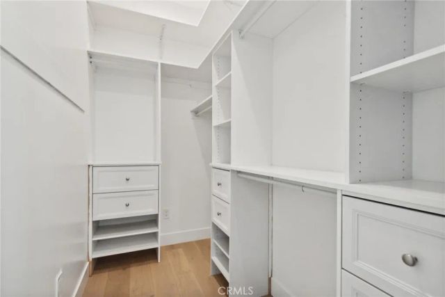 17406 Valerio Street, Lake Balboa, CA 91406