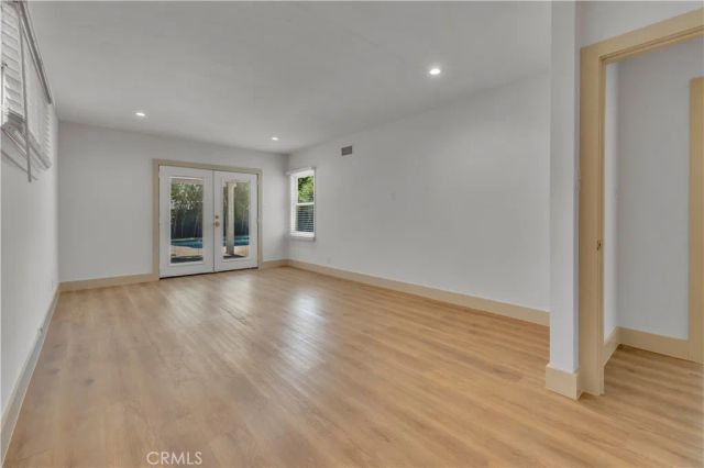 11944 Hesby Street, Valley Village, CA 91607