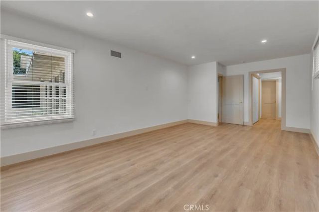 11944 Hesby Street, Valley Village, CA 91607