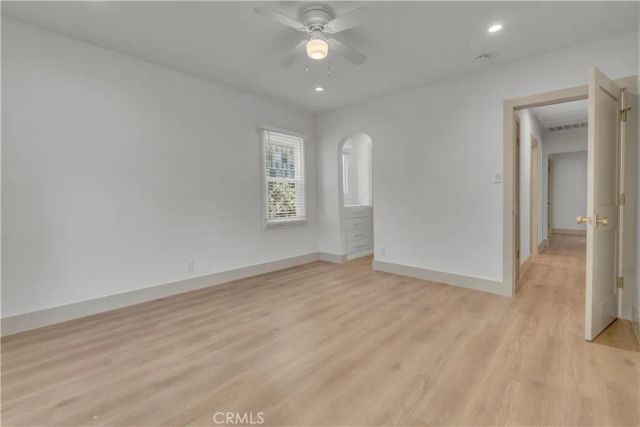 11944 Hesby Street, Valley Village, CA 91607