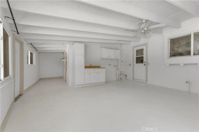 11944 Hesby Street, Valley Village, CA 91607