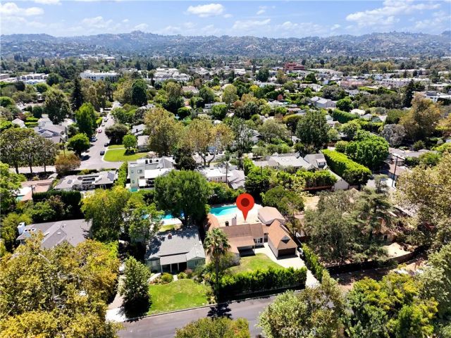 11944 Hesby Street, Valley Village, CA 91607