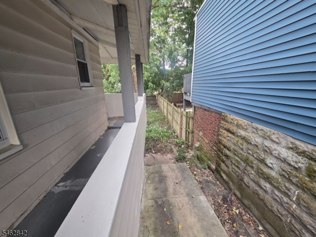 82 Palm St, Newark City, NJ 07106 — photo 5