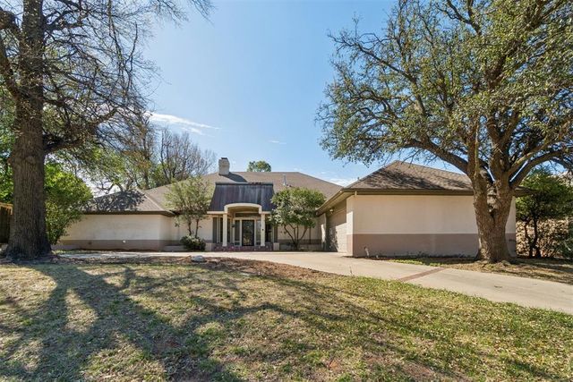 3328 Willow Brook Road, Oklahoma City, OK 73120