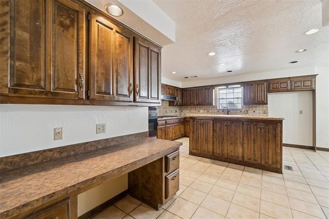 3328 Willow Brook Road, Oklahoma City, OK 73120