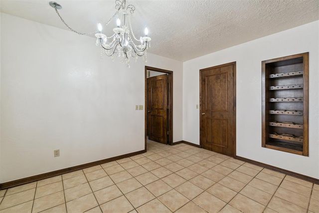 3328 Willow Brook Road, Oklahoma City, OK 73120