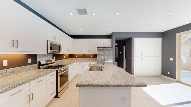 35887 Mccarthy Street, Palm Desert, CA 92211