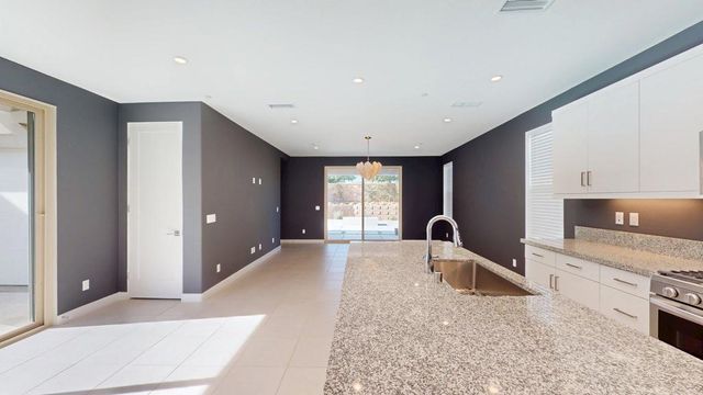 35887 Mccarthy Street, Palm Desert, CA 92211