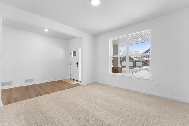 18588 Lincoln Street NW, Elk River, MN 55330