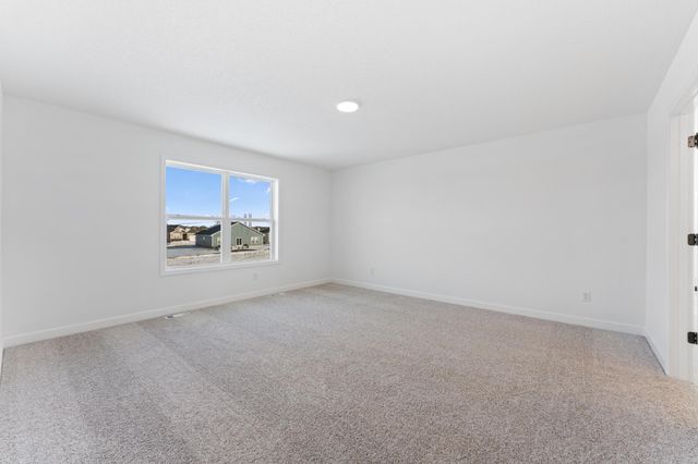 18588 Lincoln Street NW, Elk River, MN 55330