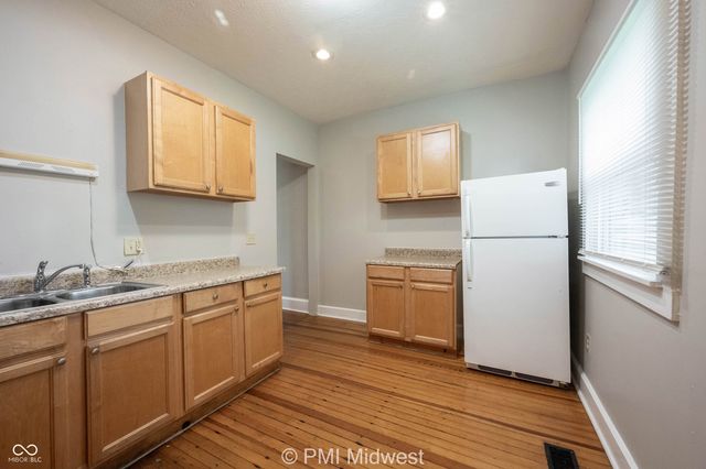 411 W 40th Street, Indianapolis, IN 46208