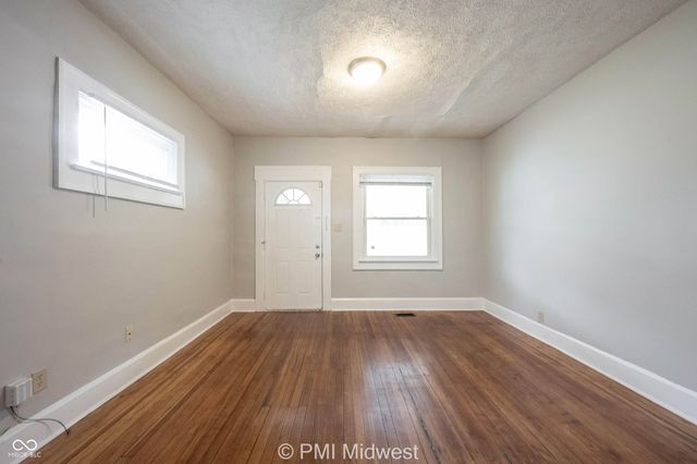 411 W 40th Street, Indianapolis, IN 46208