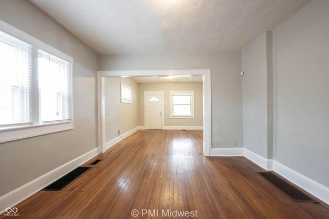 411 W 40th Street, Indianapolis, IN 46208