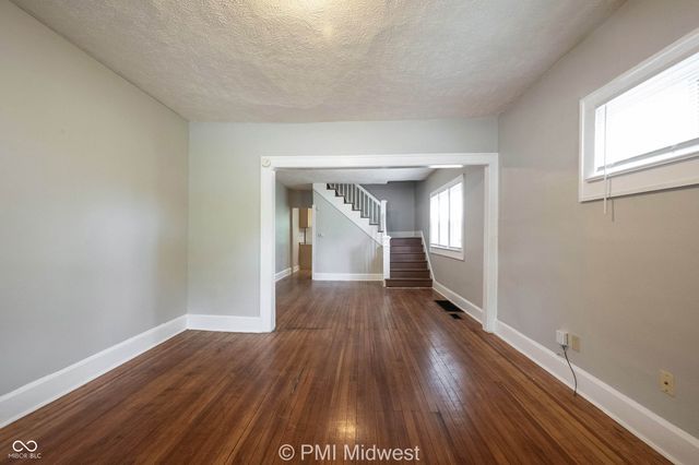 411 W 40th Street, Indianapolis, IN 46208