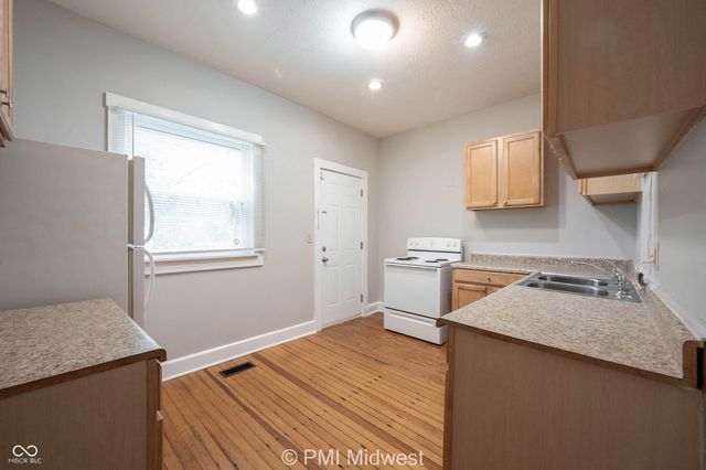 411 W 40th Street, Indianapolis, IN 46208