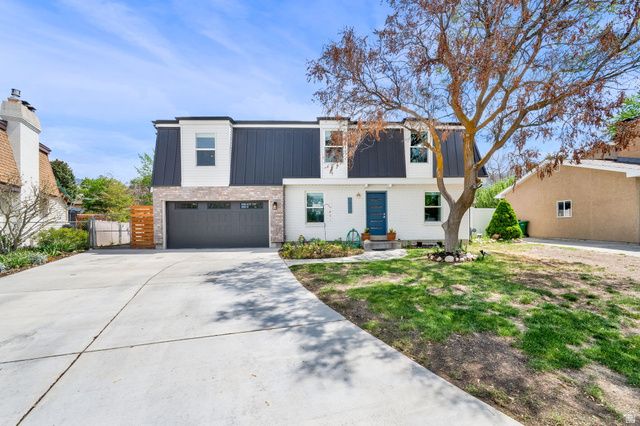 9025 S BONNET DR, Sandy, UT 84093