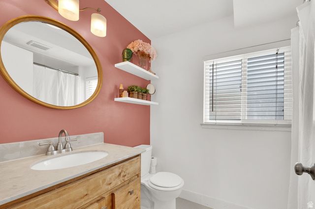 9025 S BONNET DR, Sandy, UT 84093