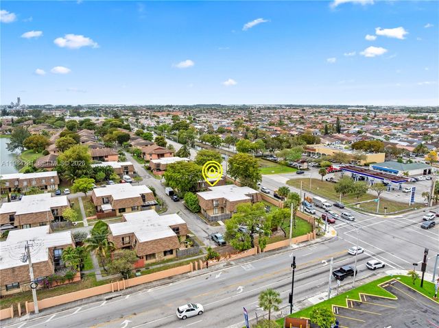 2415 W 67th Pl 8-11, Hialeah, FL 33016