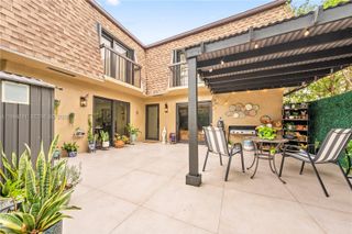 2415 W 67th Pl 8-11, Hialeah, FL 33016