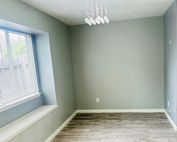 2115 Barrington Place Drive, Sugar Land, TX 77478