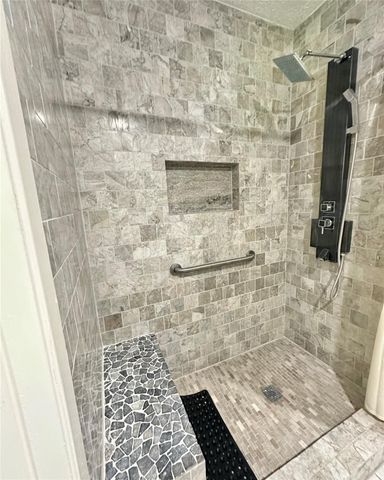 2115 Barrington Place Drive, Sugar Land, TX 77478