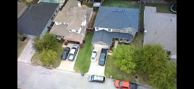 2611 Lexington Park Drive, Spring, TX 77373