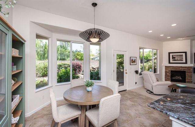 3504 Pleasant Creek Drive, Rocklin, CA 95765