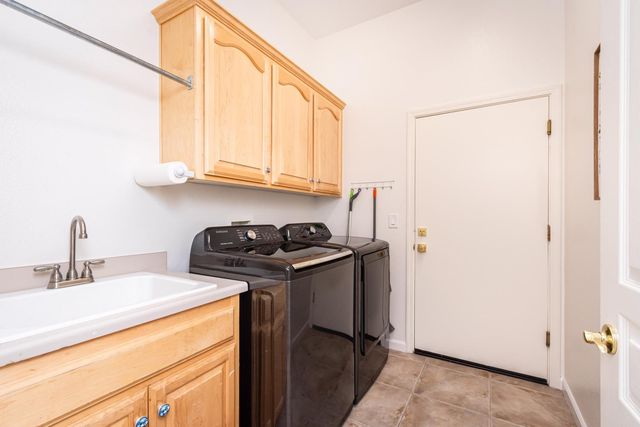 3504 Pleasant Creek Drive, Rocklin, CA 95765