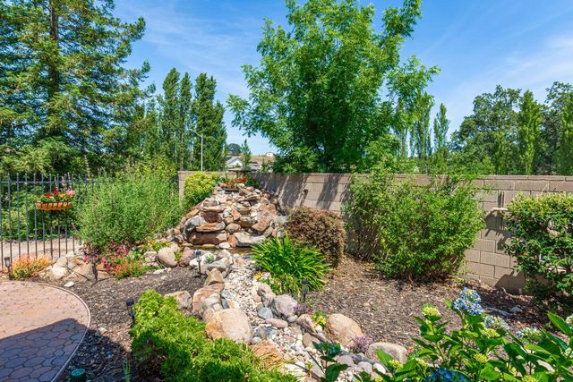 3504 Pleasant Creek Drive, Rocklin, CA 95765