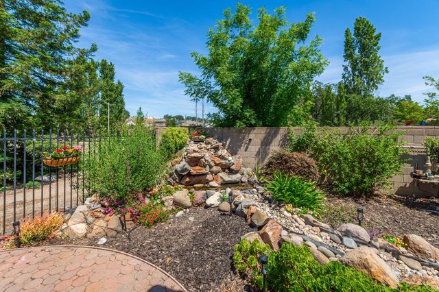 3504 Pleasant Creek Drive, Rocklin, CA 95765