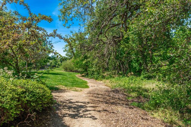 3504 Pleasant Creek Drive, Rocklin, CA 95765