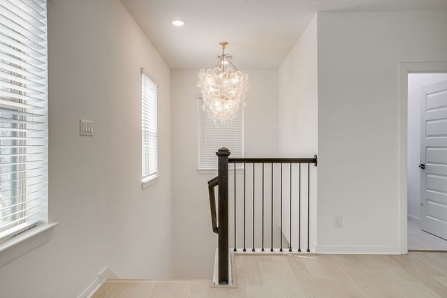 708 Pheasant Run Street, Arlington, TX 76005