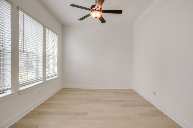 708 Pheasant Run Street, Arlington, TX 76005