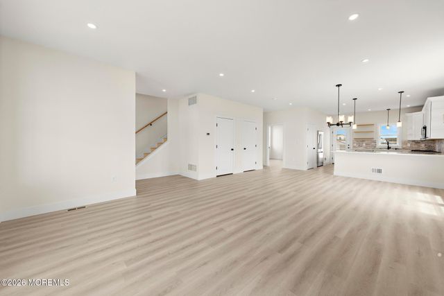 1131 S Green Street, Tuckerton, NJ 08087