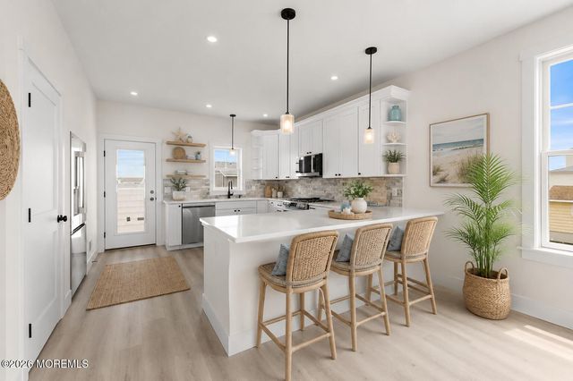 1131 S Green Street, Tuckerton, NJ 08087
