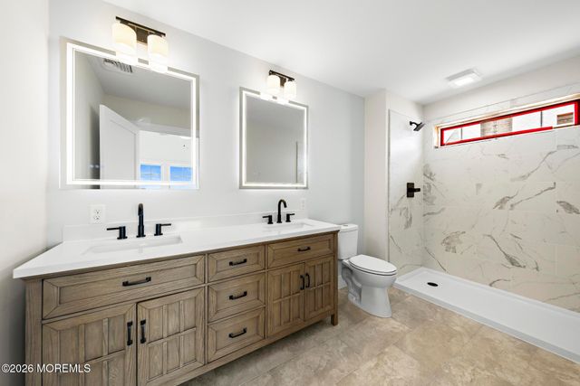 1131 S Green Street, Tuckerton, NJ 08087